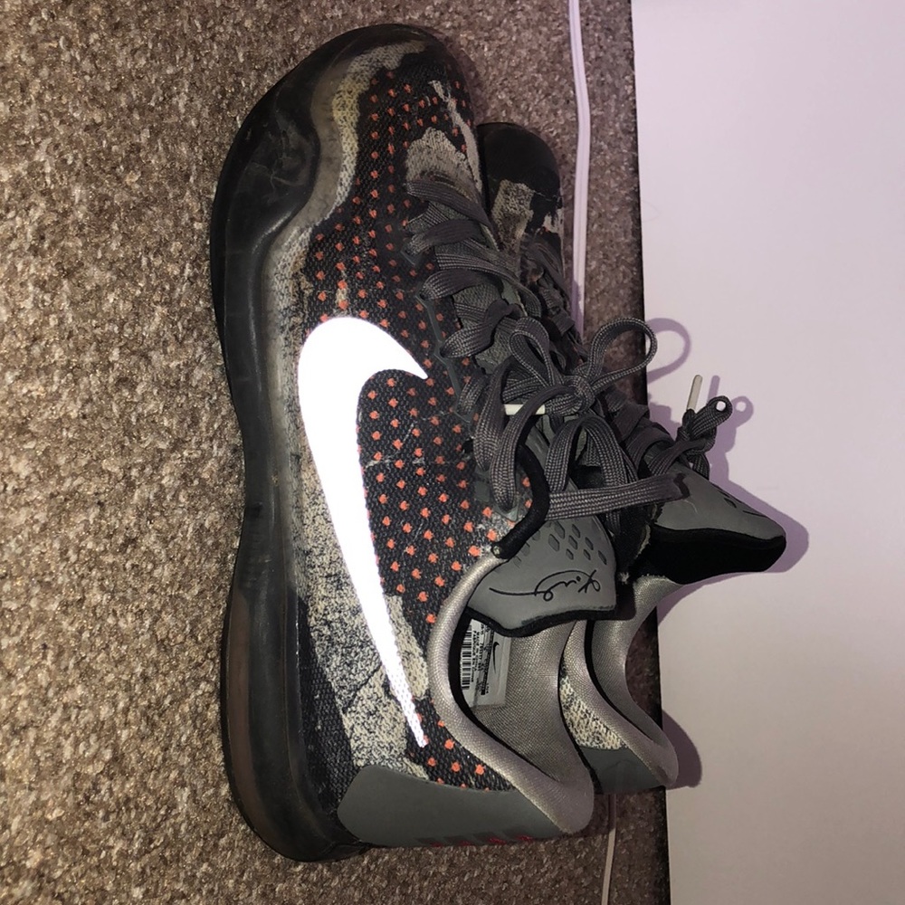 Kobe 10